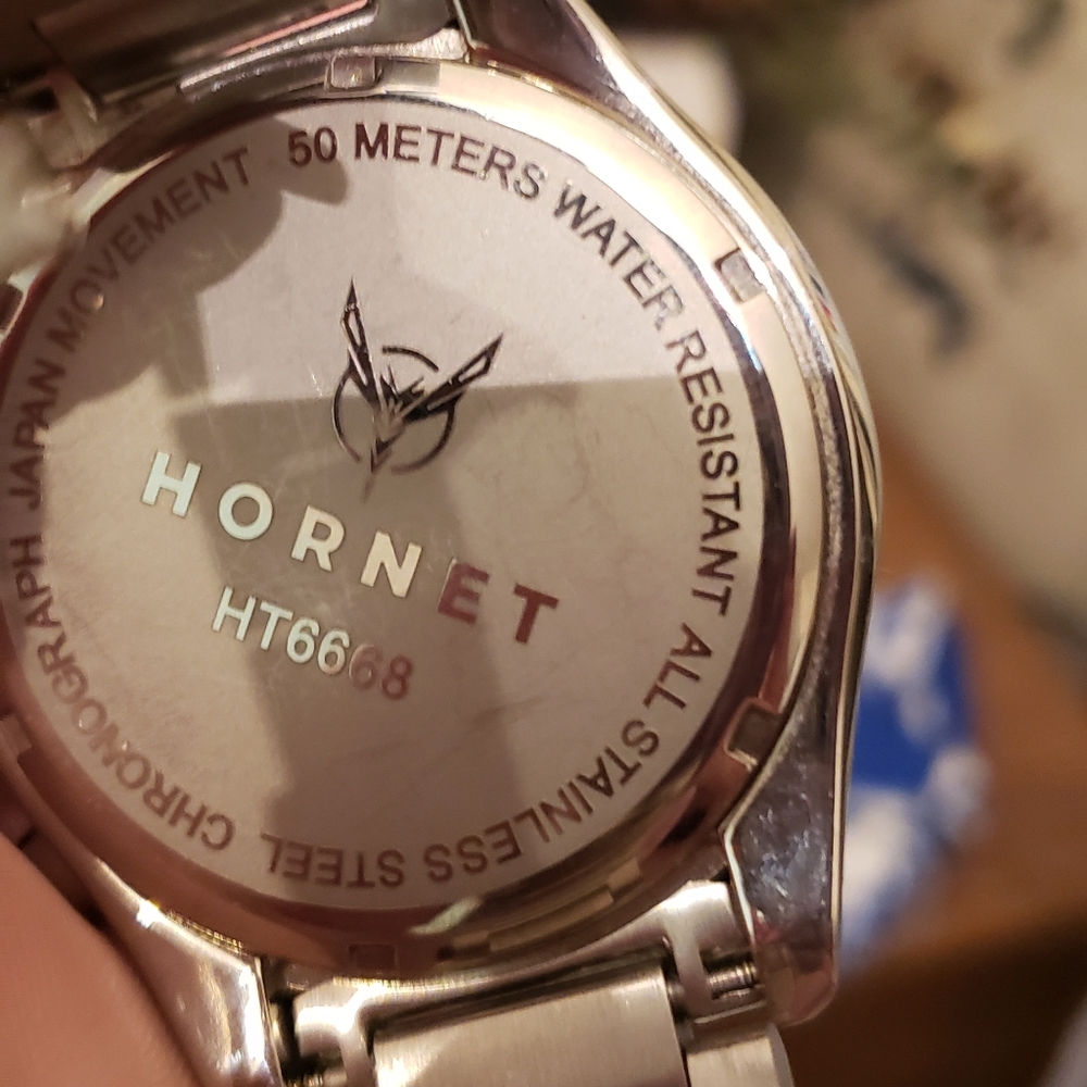 Watch - Picture 4 of 6